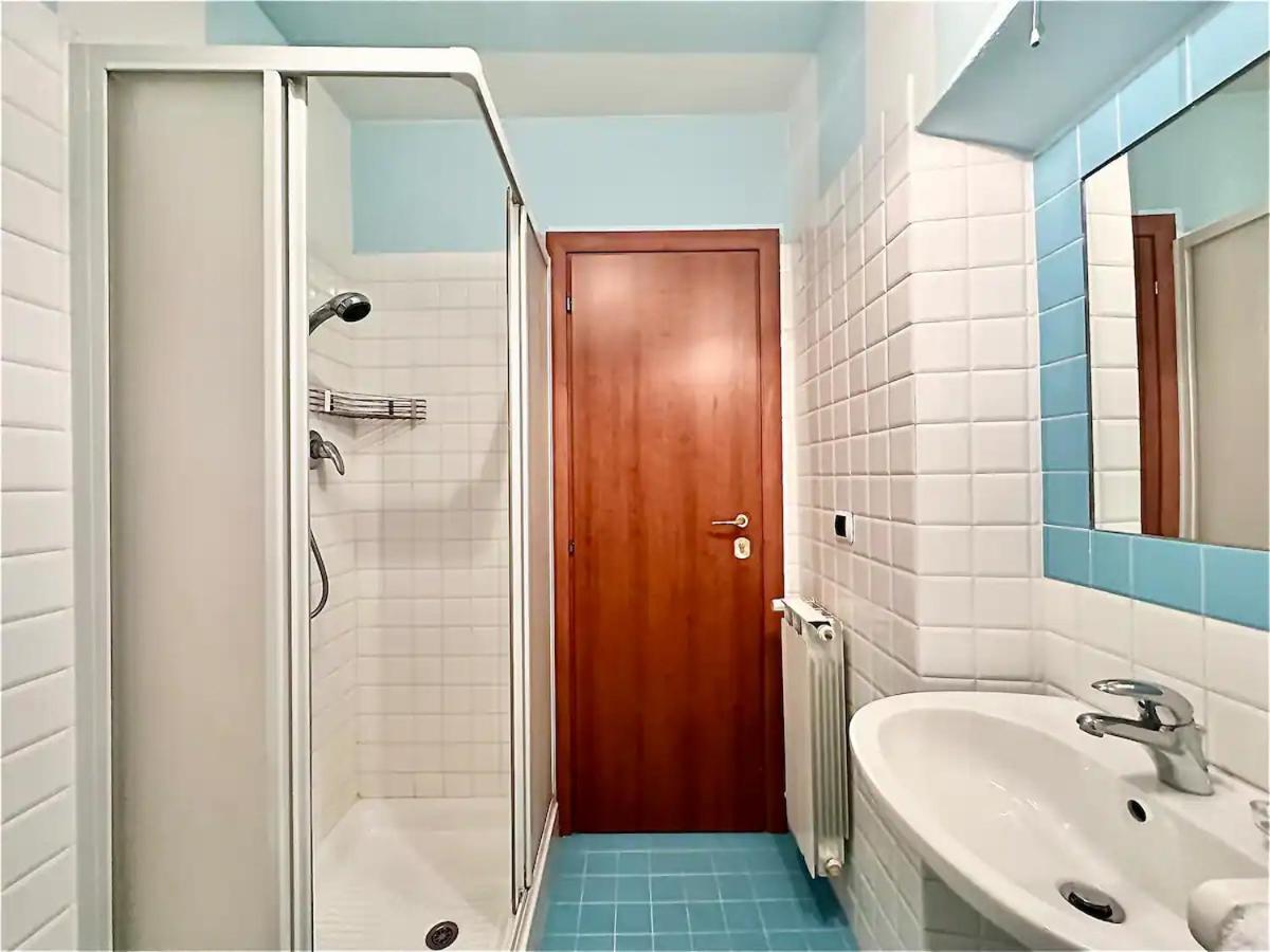 Raffaelli Rooms Travel Florence Close San Frediano Exterior foto